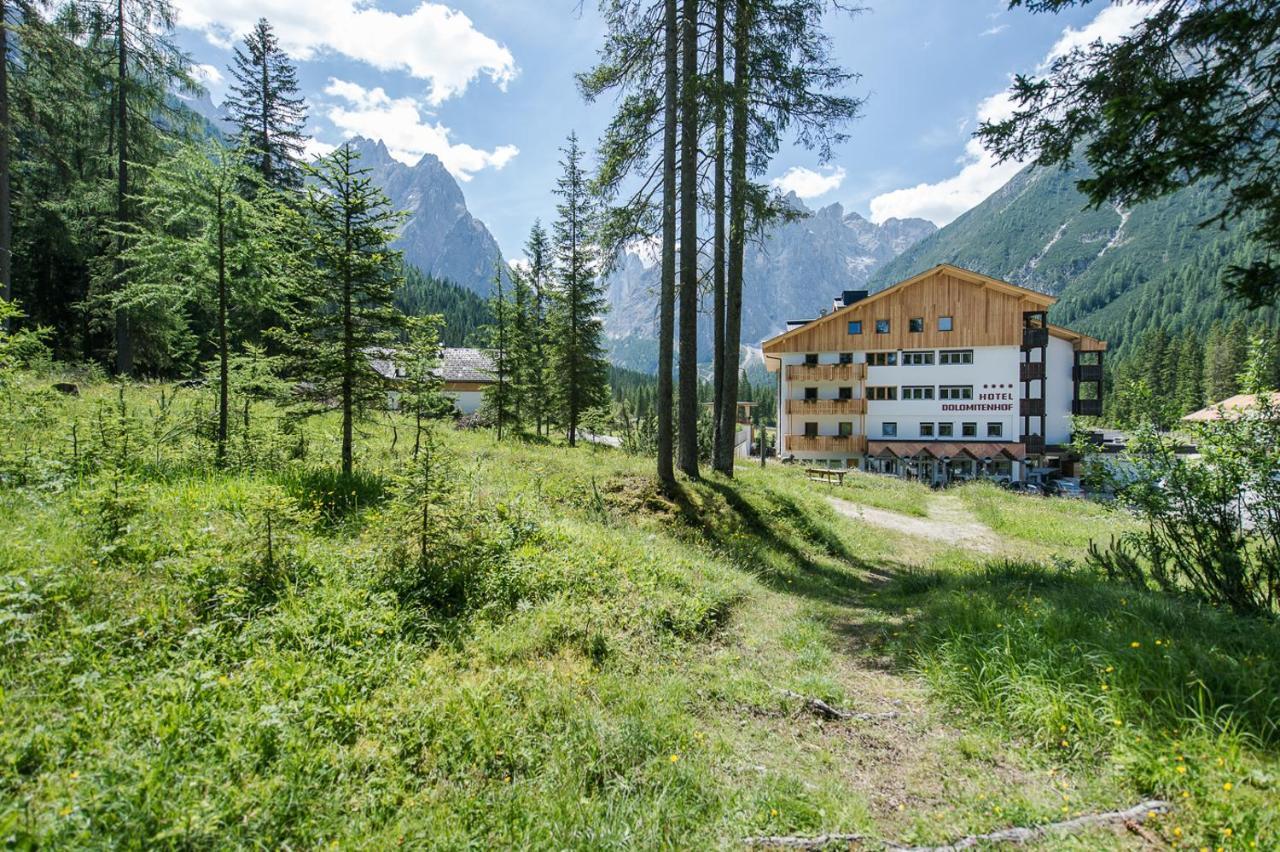 Hotel Dolomitenhof & Chalet Alte Post Sexten Екстер'єр фото