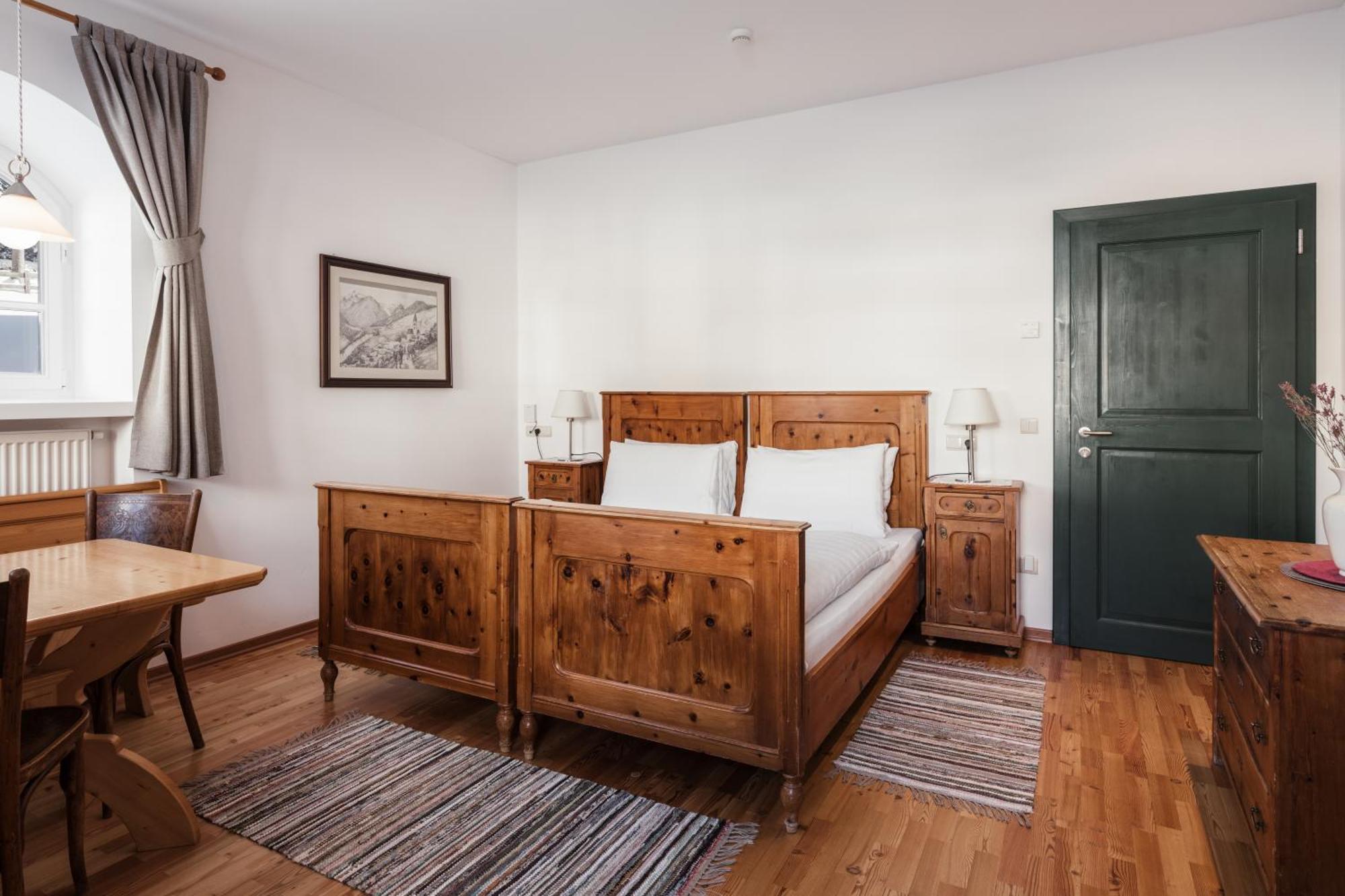 Hotel Dolomitenhof & Chalet Alte Post Sexten Екстер'єр фото