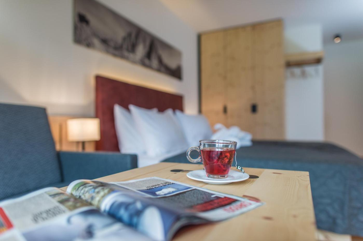 Hotel Dolomitenhof & Chalet Alte Post Sexten Екстер'єр фото
